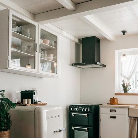 Logement Cornelia - Tholen, Zeeland Bagian luar foto